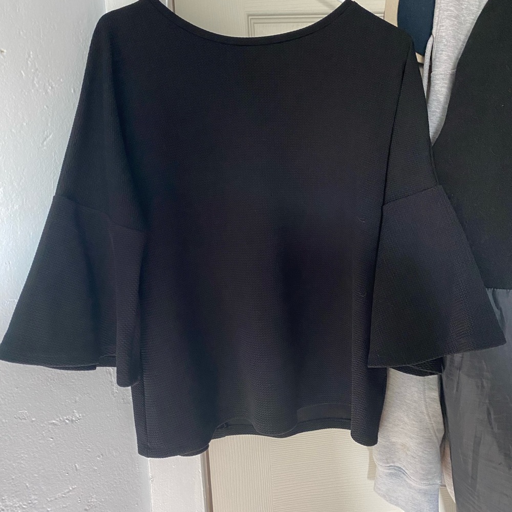 Women’s flare sleeve work blouse